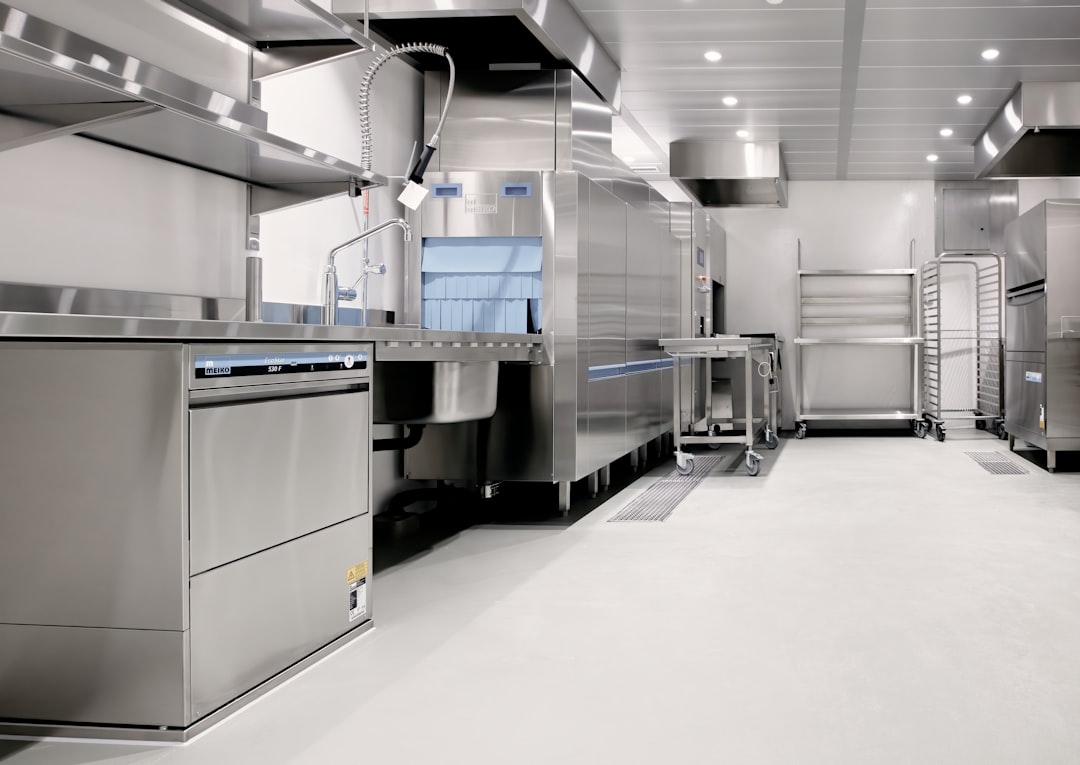 Commercial Kitchen Deep Cleaning Florida – Trusted Deep Cleaning for Food Service Facilities