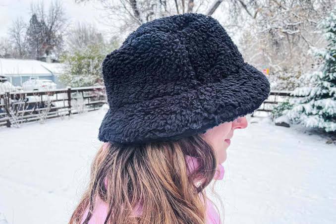 The Quiet Detail That Makes a Winter Hat Work